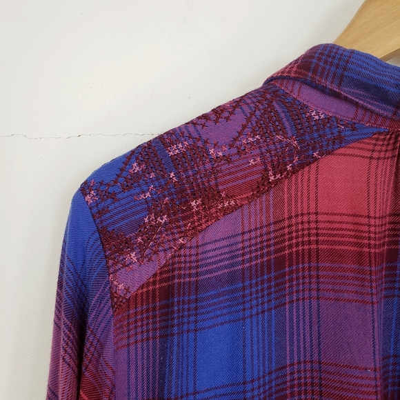 Lucky Brand Sequin Embroidered Shoulder Flannel Lg - Picture 7 of 10